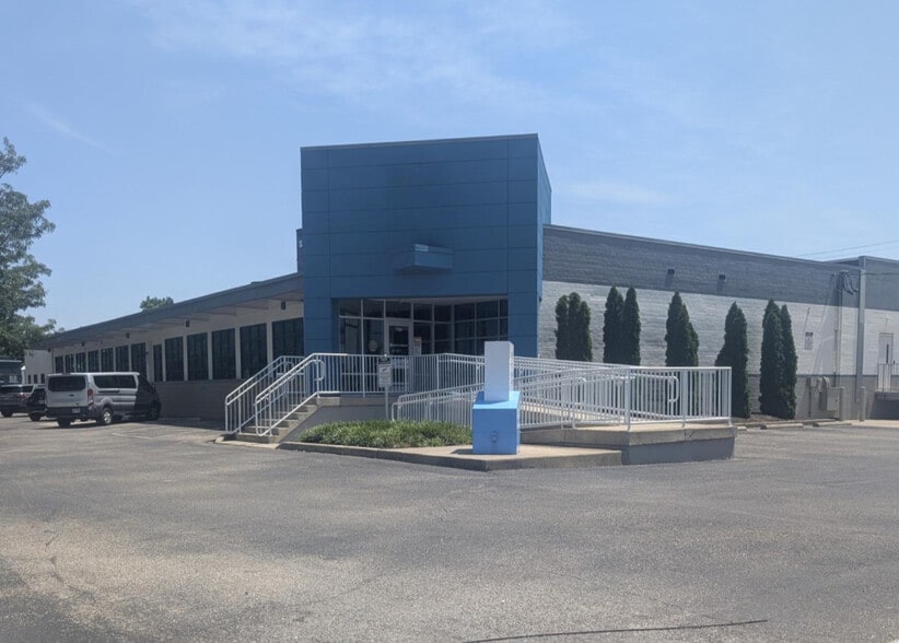 Primary Photo Of 700 E First St, Dayton Office For Sale