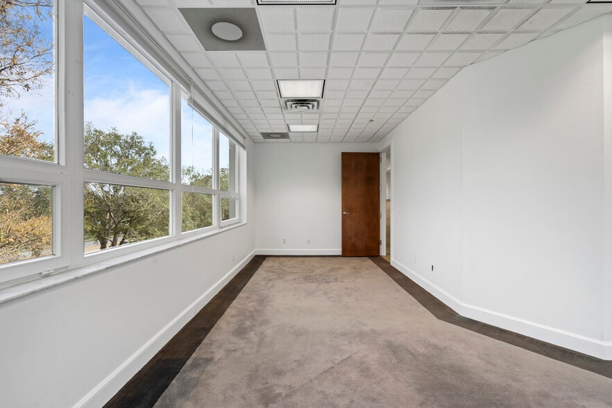 More Photos Of 1735 W Hibiscus Blvd, Melbourne Medical For Lease