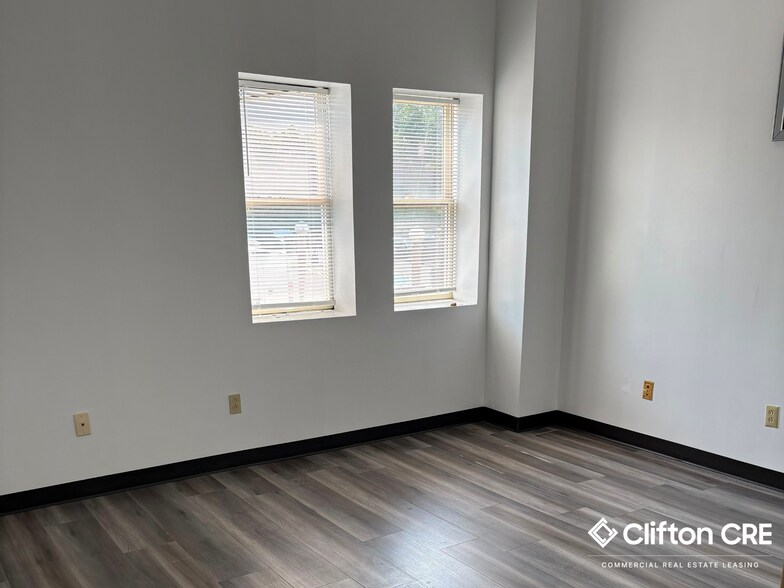 More Photos Of 570 South Ave E, Cranford Light Distribution For Lease
