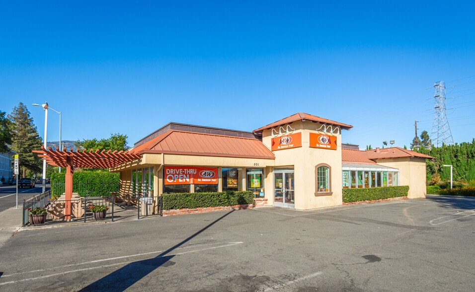 More Photos Of 501 Main St, Saint Helena Fast Food For Sale