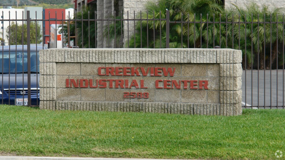 More Photos Of 2588 Progress St, Vista Service For Lease