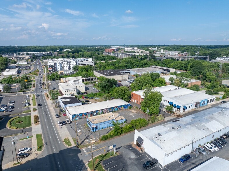 More Photos Of 123 E 27th St, Charlotte Storefront Retail Office For Lease