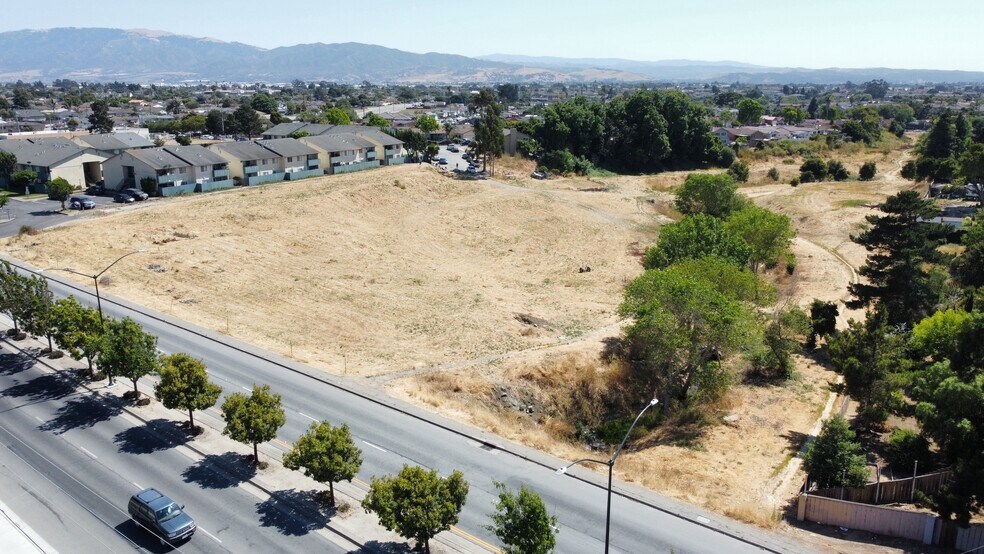 More Photos Of 11 Hill Cir, Salinas Land For Sale