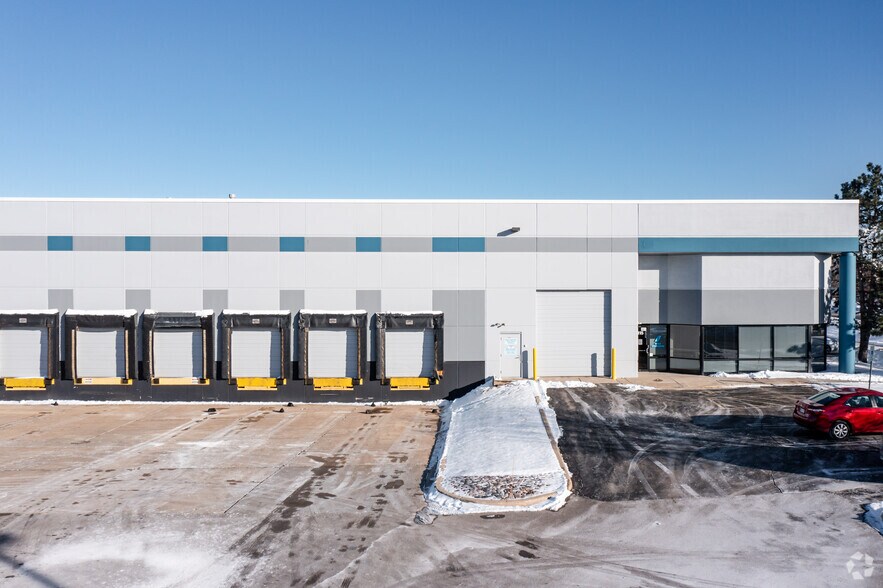 More Photos Of 815-845 Carol Ct, Carol Stream Warehouse For Lease