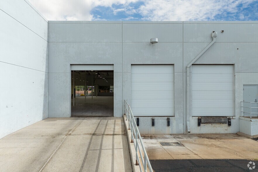 More Photos Of 3480 E Britannia Dr, Tucson Unknown For Lease