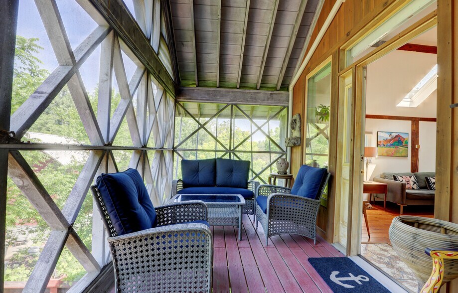 More Photos Of 1300 State Route 213, High Falls Restaurant For Sale