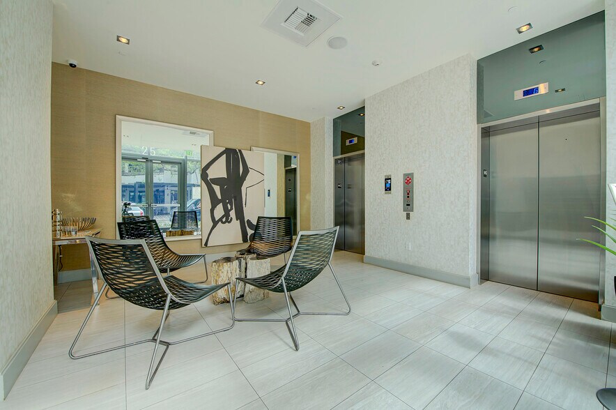 More Photos Of 25 SW 9th St, Miami Office Residential For Sale
