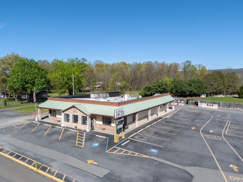 More Photos Of 232 W Moorestown Rd, Wind Gap Restaurant For Sale