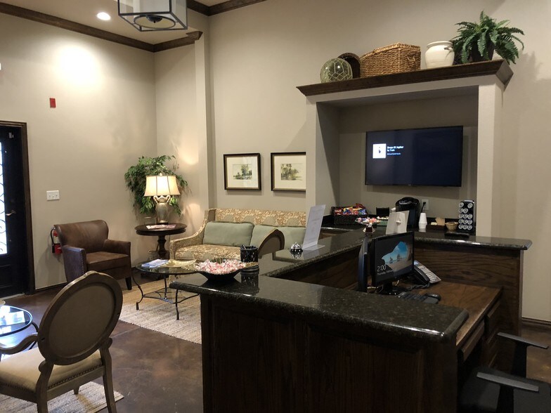 More Photos Of 201 Players Cir, Southlake Office For Sale