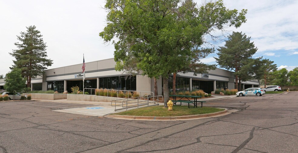 More Photos Of 6555 S Kenton St, Centennial Flex For Sale