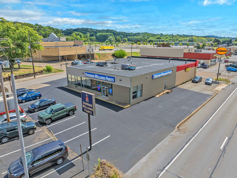 More Photos Of 800 1st Ave, Conway Storefront For Sale