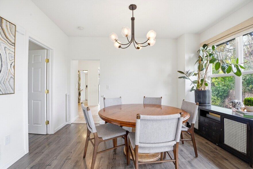 More Photos Of 1314 7th St, Oregon City Flex For Sale