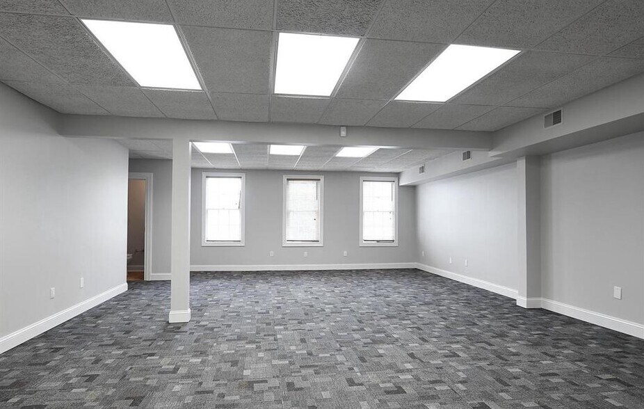 More Photos Of 18 S Main St, Bel Air Office Residential For Lease