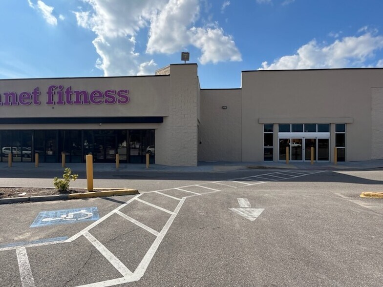 Primary Photo Of 35854 Hwy 27, Haines City Unknown For Lease