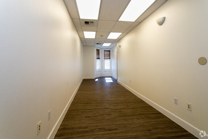 More Photos Of 920 J St, Sacramento Office For Sale