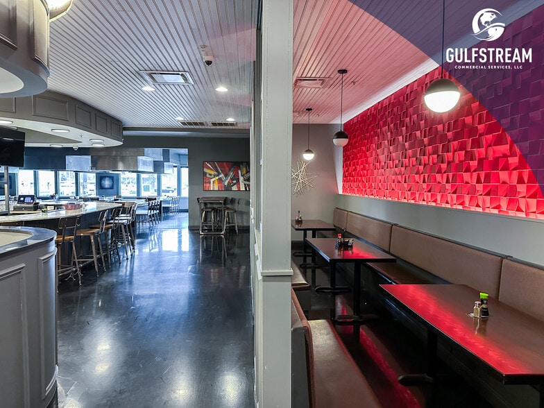 More Photos Of 200 Commerce Dr, Elizabethtown Restaurant For Lease