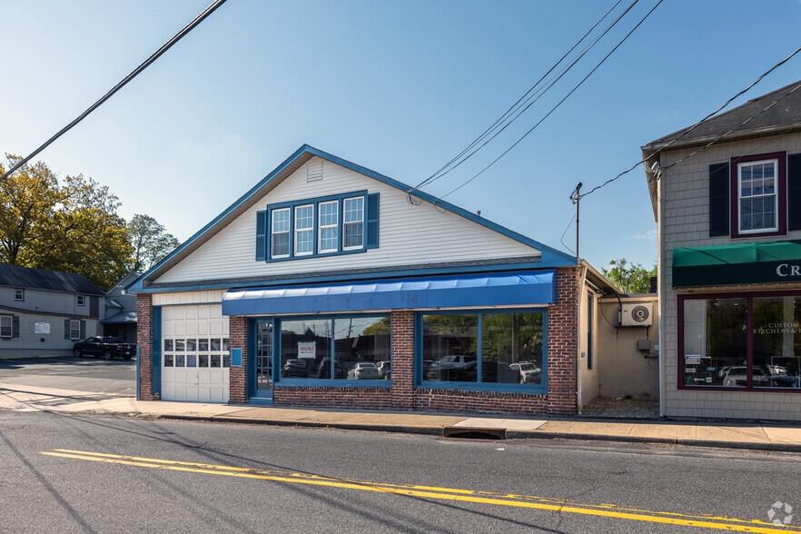 More Photos Of 135 W Ward St, Hightstown Freestanding For Sale