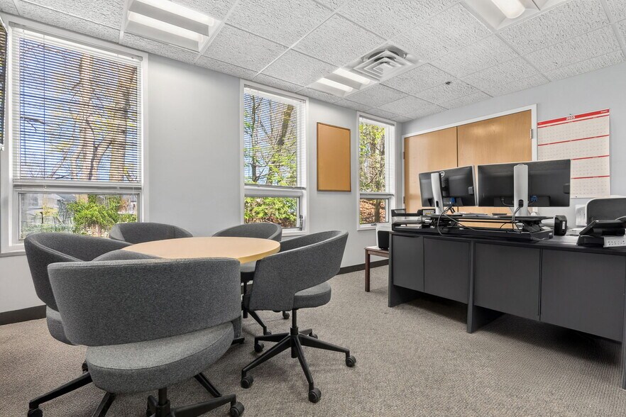 More Photos Of 491 Maple St, Danvers Office For Sale