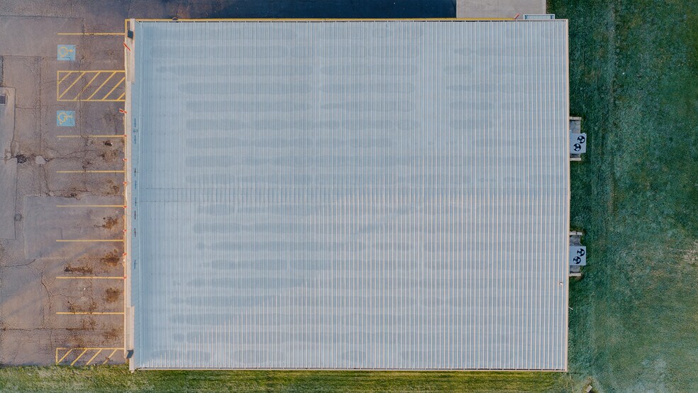 More Photos Of 207 S Carrollton St, Malvern Freestanding For Sale