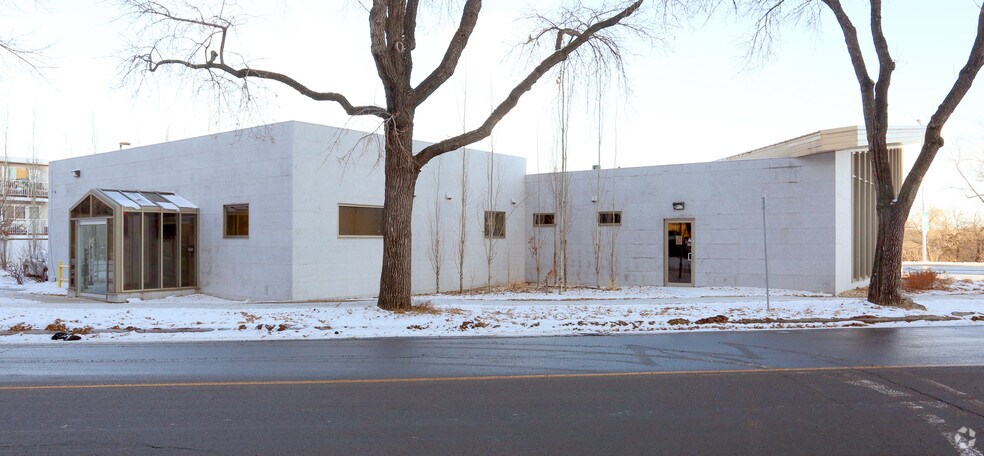 More Photos Of 10351 92 St NW, Edmonton Office For Sale
