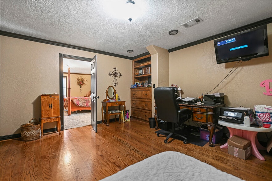 More Photos Of 20204 Schiel Rd, Cypress Warehouse For Sale