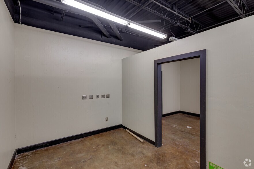 Photo of 1st Floor Ste 3224-148