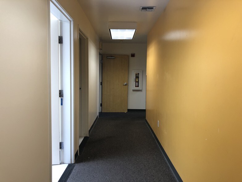 More Photos Of 225 E 6th St, Long Beach Medical For Lease