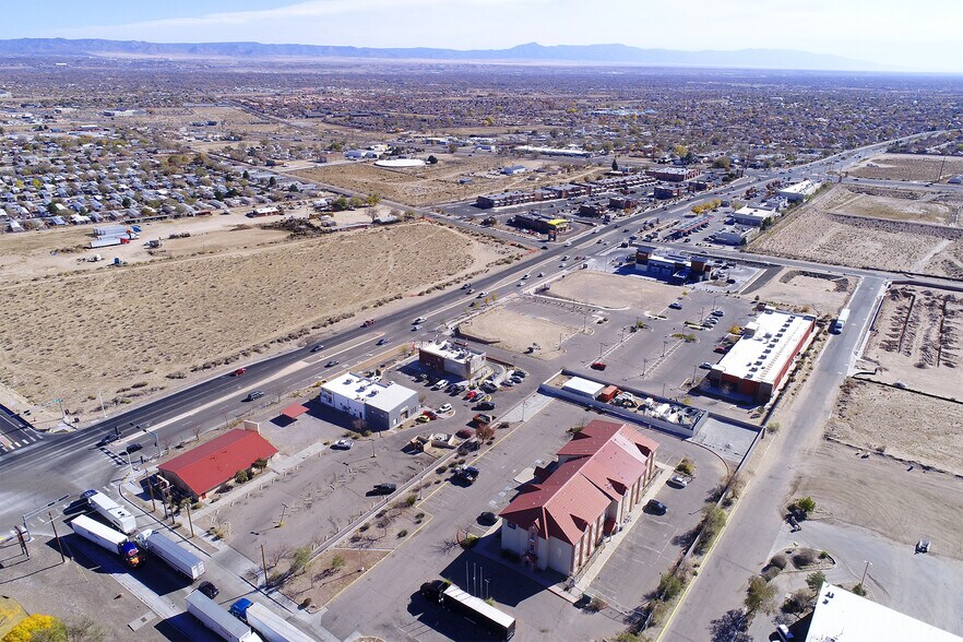 More Photos Of 301 98th St, Albuquerque Fast Food For Sale