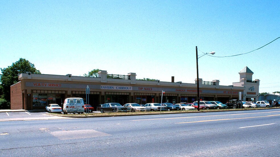 Primary Photo Of 6013 Marlboro Pike, District Heights Unknown For Lease