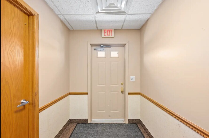 More Photos Of 28018-28050 Harper Ave, Saint Clair Shores Medical For Sale