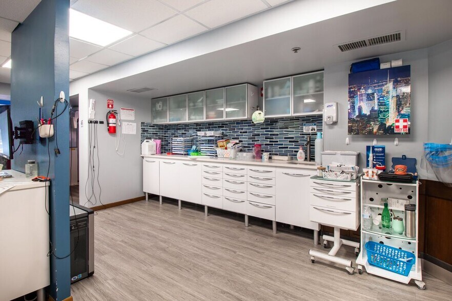 More Photos Of 300 N Charles St, Baltimore Apartments For Lease