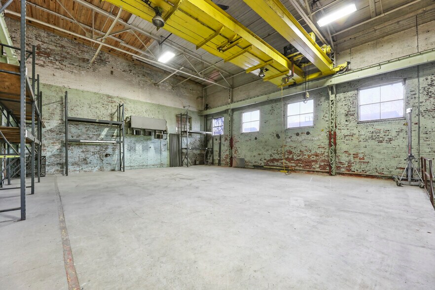 More Photos Of 1311 East St, Pittsfield Industrial For Sale