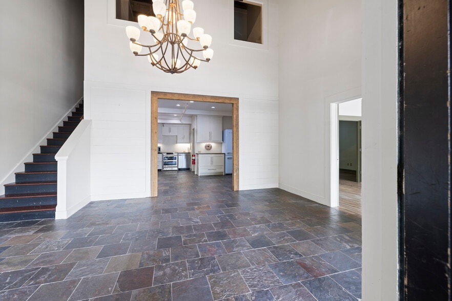 More Photos Of 226 W Washington St, Madison Freestanding For Sale