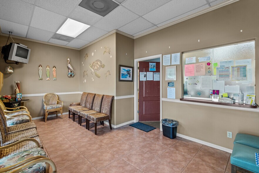 More Photos Of 13832 US Highway 1, Sebastian Medical For Sale