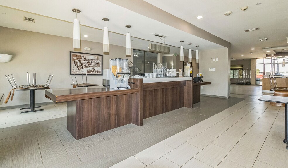More Photos Of 3432 Interstate 20, Stanton Hotel For Sale