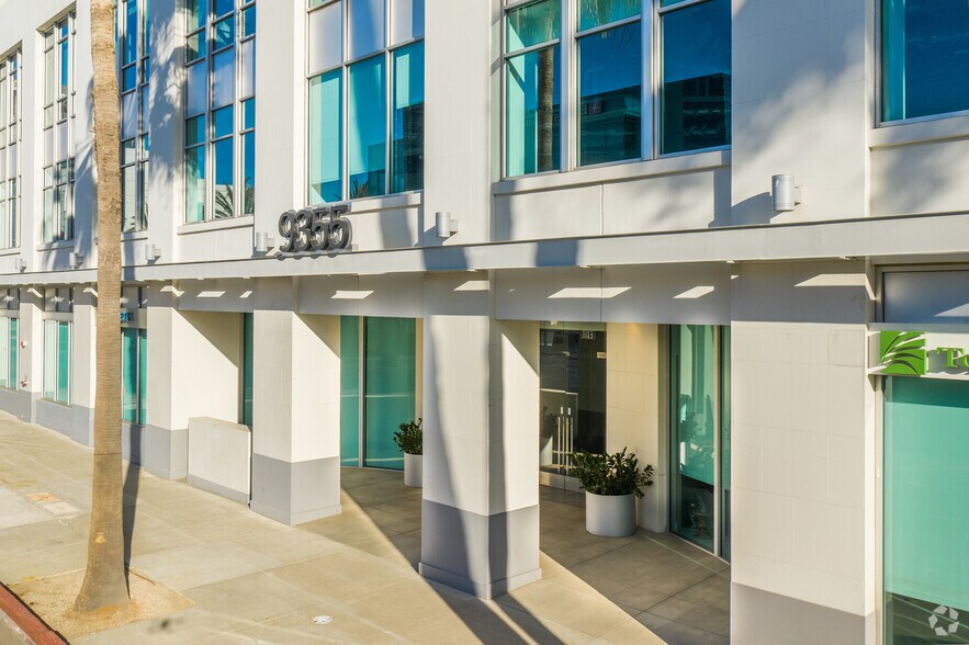 More Photos Of 9355-9361 Wilshire Blvd, Beverly Hills Office For Sale