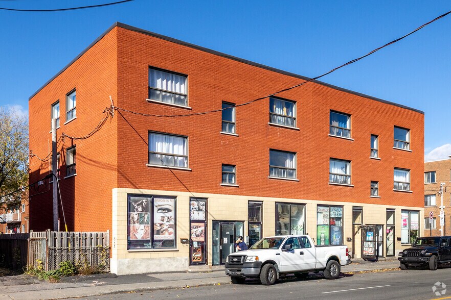 More Photos Of 1535-1539 Rue Jarry E, Montréal Storefront Retail Residential For Lease