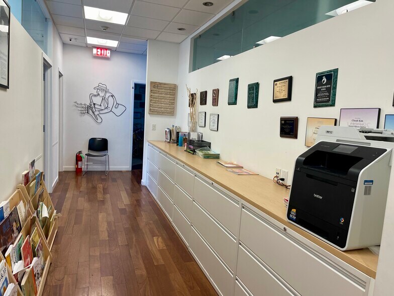 More Photos Of 18-00 Fair Lawn Ave, Fair Lawn Loft Creative Space For Lease