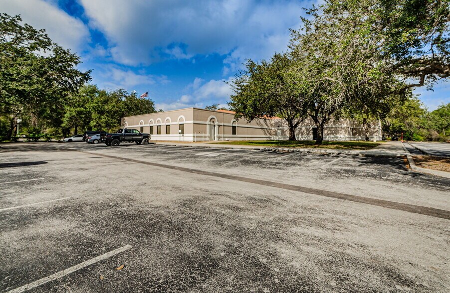 More Photos Of 2114 Seven Springs Blvd, New Port Richey Medical For Lease