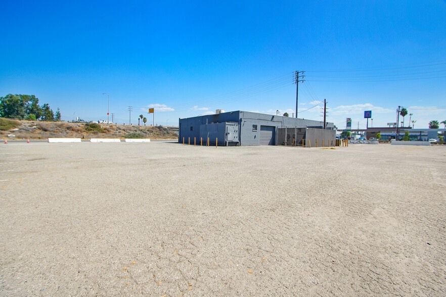 More Photos Of 2396 E Steel Rd, Colton Warehouse For Lease