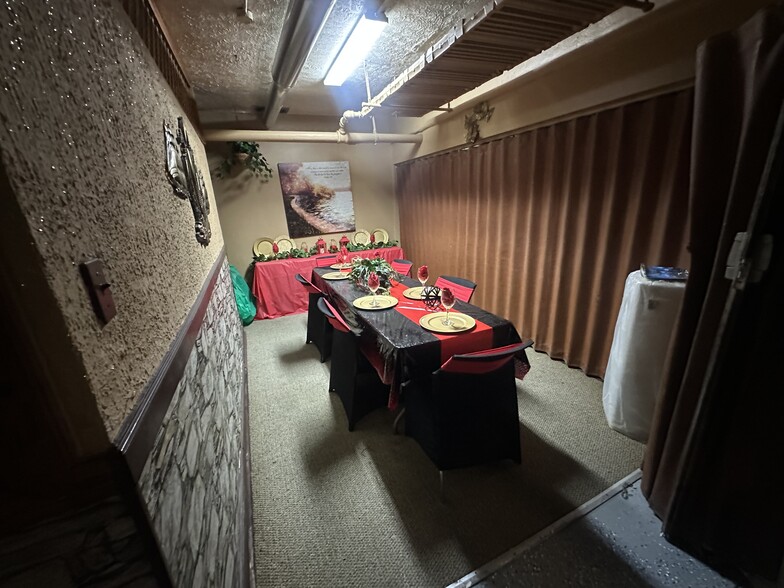 More Photos Of 2245 E Riverside Dr, Indianapolis Religious Facility For Sale