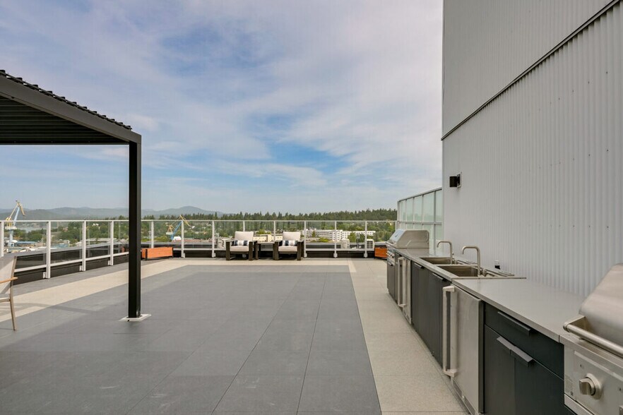 More Photos Of 612 Constance Av, Esquimalt Apartments For Lease