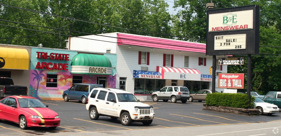 More Photos Of 4768-4770 US Route 60, Huntington Storefront Retail Residential For Lease