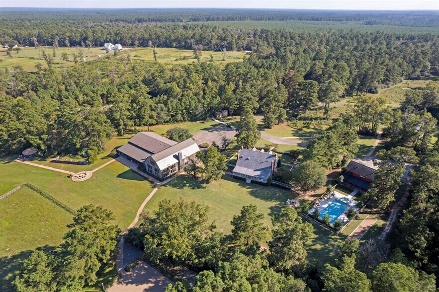 More Photos Of 3603 FM 1725 Rd, Willis Lodge Meeting Hall For Sale