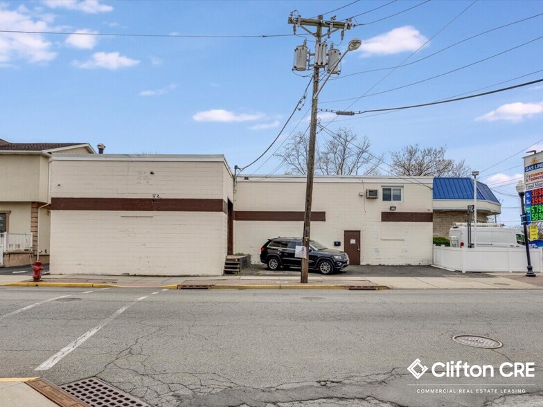 More Photos Of 16-20 Main Ave, Wallington Industrial For Lease