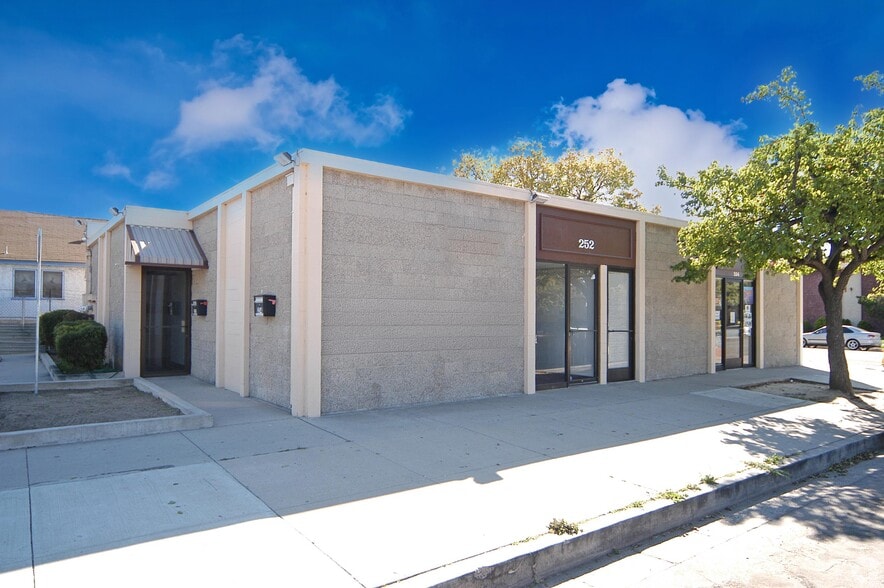 Primary Photo Of 252-254 W 1st St, Oxnard Office For Sale