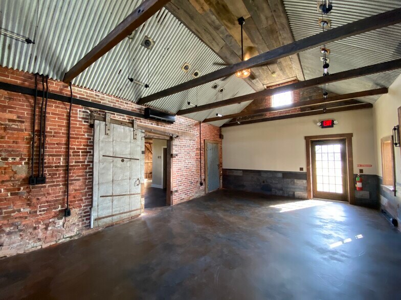 More Photos Of 3 Crosswicks Chesterfield Rd, Chesterfield Township Office Residential For Sale