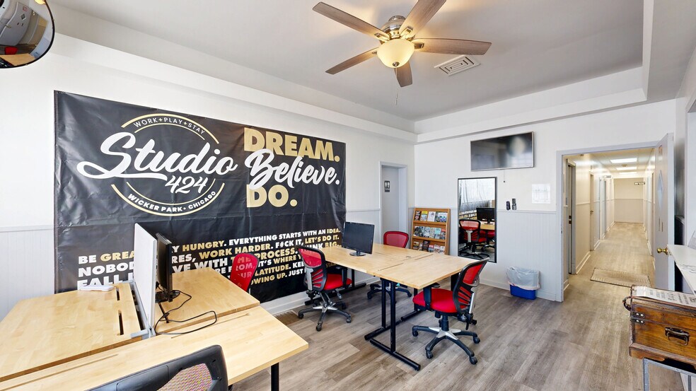 Primary Photo Of 1417 N Ashland Ave, Chicago Coworking Space