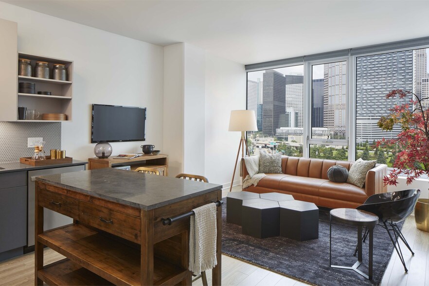 More Photos Of 720 S Wells St, Chicago Multifamily For Sale