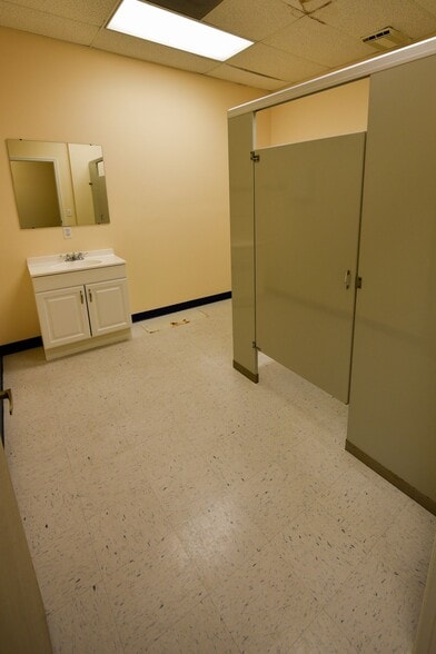 More Photos Of 1209 Tech Blvd, Tampa Loft Creative Space For Lease